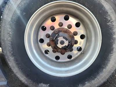 HUB PILOT NA Hub for a 2019 International LT625