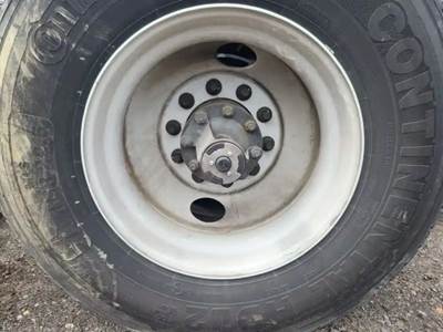 HUB PILOT NA Hub for a 2021 International LT625