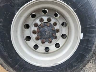 HUB PILOT NA Hub for a 2012 Freightliner Cascadia 125