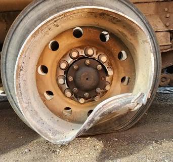HUB PILOT NA Hub for a 2003 Western Star 4900 FA