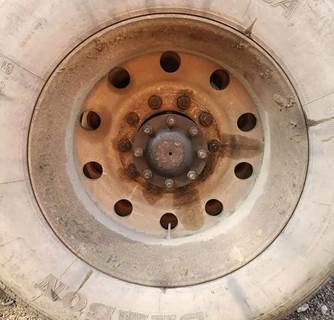 HUB PILOT NA Hub for a 2003 Western Star 4900 FA