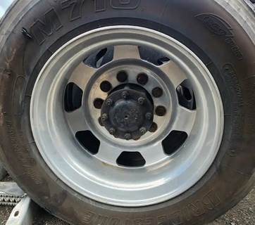 HUB PILOT NA Hub for a 2016 Kenworth T680