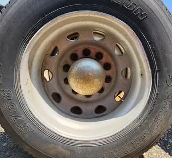 HUB PILOT NA Hub for a 2014 Kenworth T660