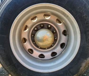 HUB PILOT NA Hub for a 2014 Kenworth T660