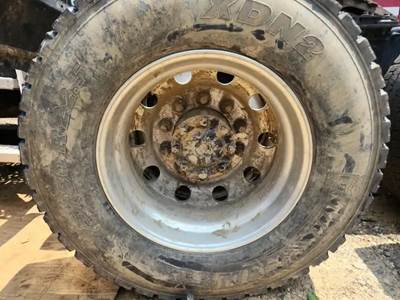 HUB PILOT NA Hub for a 2020 Mack Anthem