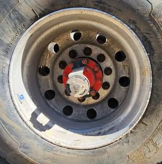 HUB PILOT NA Hub for a 2019 Freightliner Cascadia 126