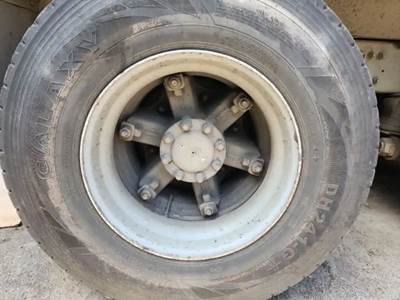 HUB PILOT NA Hub for a 1996 International 9400