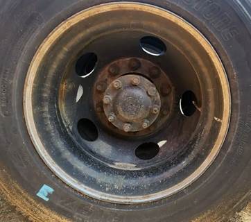 HUB PILOT NA Hub for a 2012 Volvo VNL