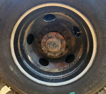 HUB PILOT NA Hub for a 2012 Volvo VNL