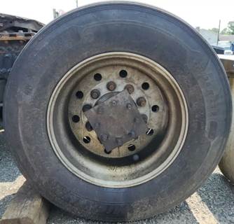 HUB PILOT NA Hub for a 2019 Freightliner Cascadia 126