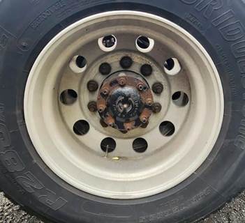 HUB PILOT NA Hub for a 2015 Freightliner Cascadia 125