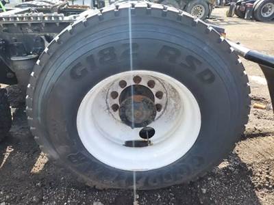 HUB PILOT NA Hub for a 2023 International LT625