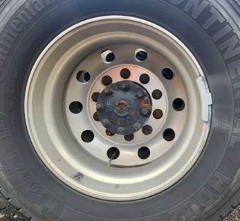 HUB PILOT NA Hub for a 2023 International LT625