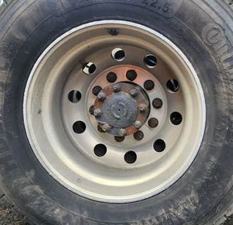 HUB PILOT NA Hub for a 2023 International LT625