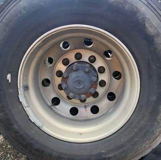 HUB PILOT NA Hub for a 2023 International LT625