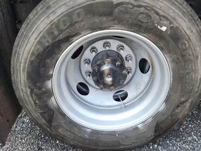 HUB PILOT NA Hub for a 2021 Freightliner M2 112 Medium Duty