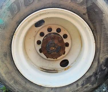 HUB PILOT NA Hub for a 2012 Peterbilt 384