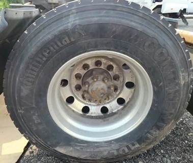 HUB PILOT NA Hub for a 2020 Freightliner Cascadia 116