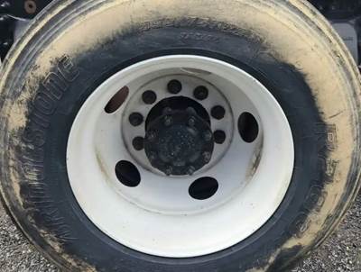 HUB PILOT NA Hub for a 2018 Freightliner Cascadia 125