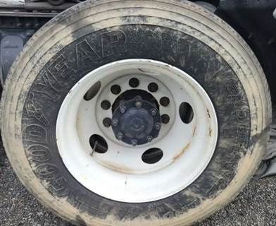 HUB PILOT NA Hub for a 2018 Freightliner Cascadia 125