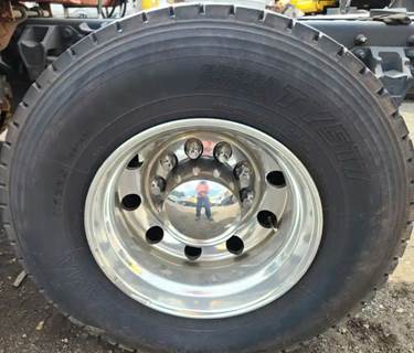 HUB PILOT NA Hub for a 2019 Ford F-750