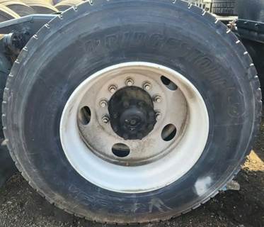 HUB PILOT NA Hub for a 2014 Freightliner Cascadia 125