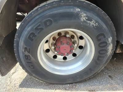 HUB PILOT NA Hub for a 2006 Seagrave TT06DA