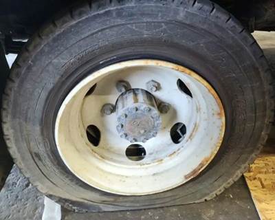 HUB PILOT NA Hub for a 2020 Hino 195