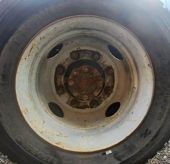 HUB PILOT NA Hub for a 2006 Chevrolet C5500