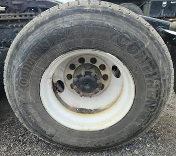 HUB PILOT NA Hub for a 2022 Freightliner Cascadia 126