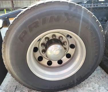 HUB PILOT NA Hub for a 2015 Freightliner Cascadia 125