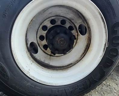 HUB PILOT NA Hub for a 2012 Freightliner Cascadia 113