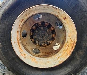 HUB PILOT NA Hub for a 2012 International PROSTAR