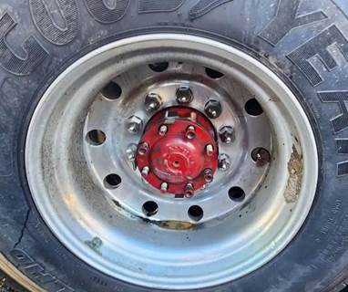 HUB PILOT NA Hub for a 2007 Pierce Custom Contender