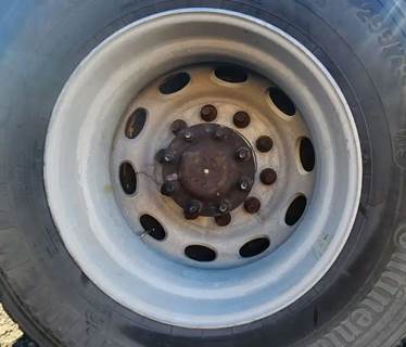 HUB PILOT NA Hub for a 2012 Peterbilt 587