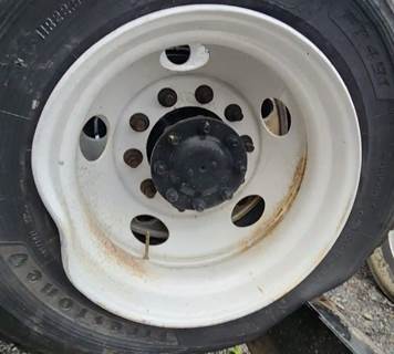 HUB PILOT NA Hub for a 2021 Peterbilt 220