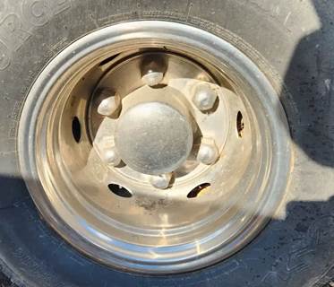 HUB PILOT NA Hub for a 1999 GMC W4