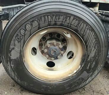 HUB PILOT NA Hub for a 2012 Freightliner Cascadia 113