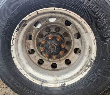 HUB PILOT NA Hub for a 2007 Volvo VNL