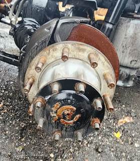 HUB PILOT NA Hub for a 2020 Freightliner Cascadia 126