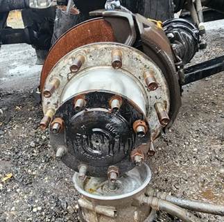 HUB PILOT NA Hub for a 2020 Freightliner Cascadia 126