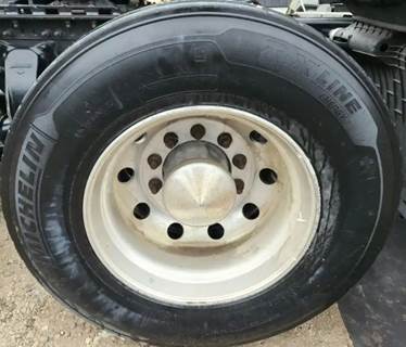 HUB PILOT NA Hub for a 2020 Freightliner Cascadia 126