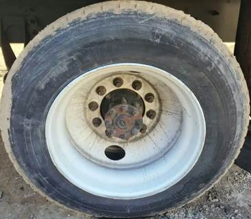 HUB PILOT NA Hub for a 2018 International DuraStar 4300