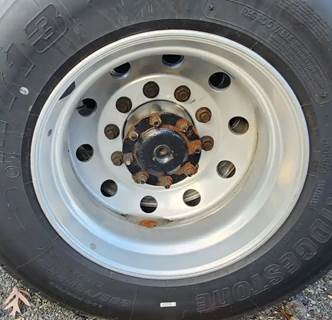 HUB PILOT NA Hub for a 2020 Freightliner Cascadia 126