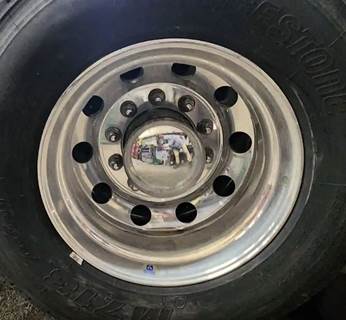 HUB PILOT NA Hub for a 2023 Kenworth T680