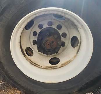 HUB PILOT NA Hub for a 2012 Freightliner Cascadia 113