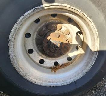 HUB PILOT NA Hub for a 2012 Freightliner Cascadia 113