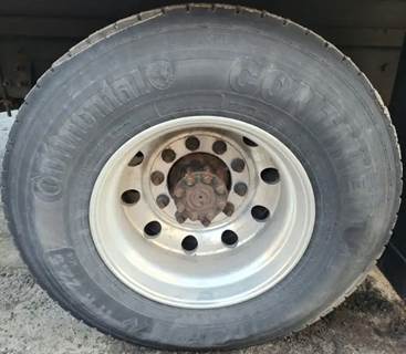 HUB PILOT NA Hub for a 2020 International MV607