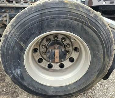 HUB PILOT NA Hub for a 2013 International TranStar 8600