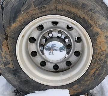 HUB PILOT NA Hub for a 2013 Mack CHU613